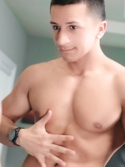 softcore,shaved,solo,teens,stockings,babes,erotic,brown hair,tanned