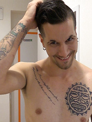 anal,bareback,cumshots,facial,hardcore,oral,amateurs,shaved,straight,tattoo,uncut,brunette,pov