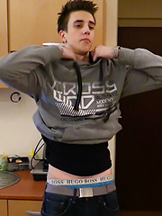 anal,bareback,cumshots,facial,hardcore,oral,amateurs,straight,twinks,brunette,skinny,pov