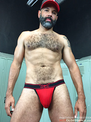 softcore,bears,hairy,solo,underwear,socks,erotic,locker room